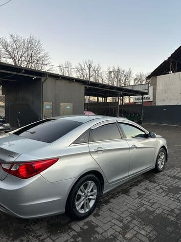 обмен машины ключ на ключ: Hyundai Sonata: 2010 г., 2 л, Автомат, Газ — 4
