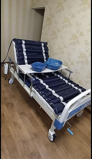 Функциональная медицинская кровать с противопролежневым матрасом и at lalafo.kg Функциональная медицинская кровать с противопролежневым матрасом и