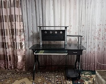 сетап пк: Компьютерный стол, Б/у, С полками — 1