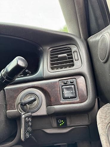 джойс: Toyota Mark II: 1998 г., Автомат, Седан — 3