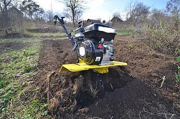 Мотокультиватор бензиновый для обработки почвы - Компактный