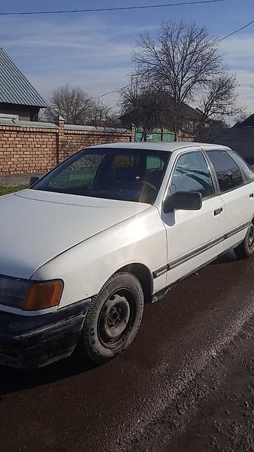 dewoo damas: Ford Sierra: 1986 г., 2 л, Ручные, Бензин, Седан — 3
