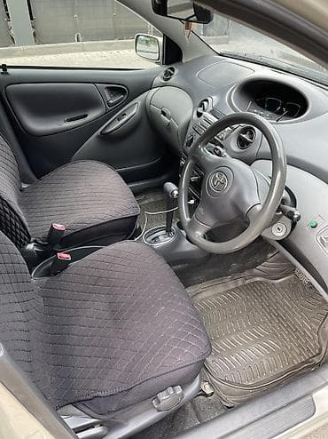 Toyota Vitz: 2002 г., 1 л, Автомат, Бензин, Хэтчбэк — 5