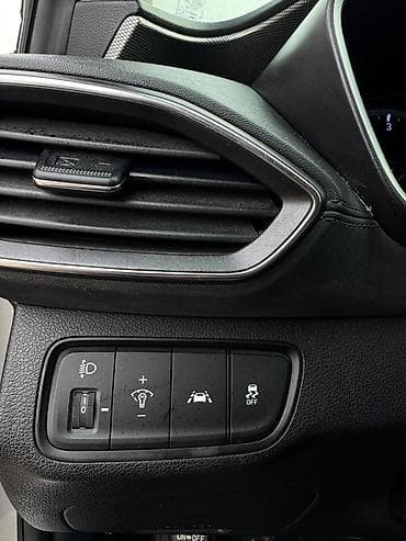 авто шевралет: Hyundai Santa Fe: 2019 г., 2 л, Автомат, Дизель, Кроссовер — 10