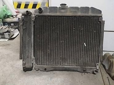 Глушители: Продаю радиатор охлаждения двигателя мерседес бенз W114, W115 оригинал — 3