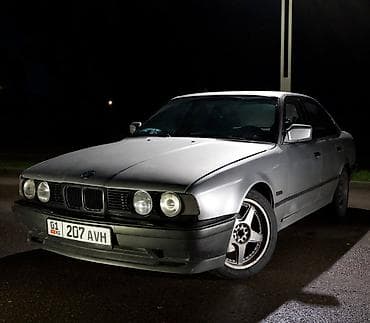 BMW 5 series: 1991 г., 2 л, Механика, Бензин, Седан