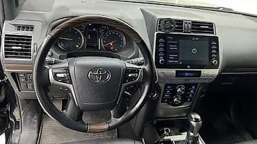 на прадо: Toyota Land Cruiser Prado: 2023 г., 2.8 л, Автомат, Дизель, Внедорожник — 7