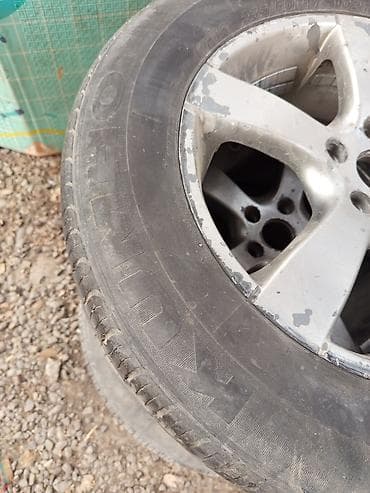 Колеса в сборе 235 / 60 / R 17, Всесезонная, Комплект, Литые, отверстий - 5