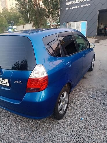 step wgn: Honda Fit: 2003 г., 1.5 л, Вариатор, Бензин, Лифтбек — 4