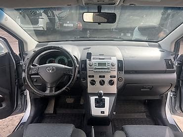 rav4 2010: Toyota Corolla Verso: 2006 г., Минивэн — 5