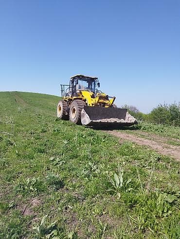 Погрузчик, XCMG, 2010 г., Колесный, Ковшовый at lalafo.kg Погрузчик, XCMG, 2010 г., Колесный, Ковшовый
