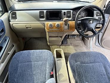 Унаа сатуу: Honda Stepwgn: 2002 г., Бензин — 3