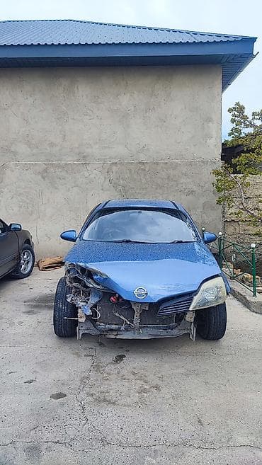 вдоль реки речки: Nissan Primera: 2001 г., 2 л, Вариатор, Бензин, Универсал — 2