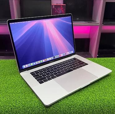 подставка для светов: Apple MacBook Pro 2018 Core i7/16/256/15.4 Retina / Radeon Pro — 2