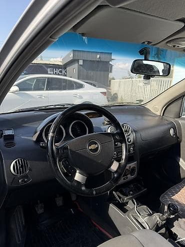 Продажа авто: Chevrolet Aveo: 2008 г., 1.4 л, Механика, Бензин, Хэтчбэк — 6