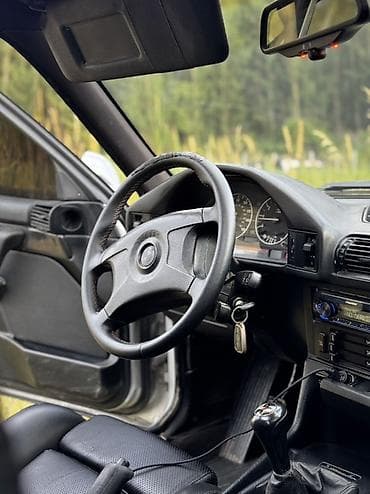 ош е34: BMW 5 series: 1993 г., 4.4 л, Кол менен иштөөчү, Бензин, Седан — 9