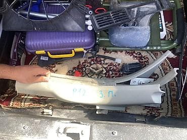 nissan note e11: Обшивка стоек Nissan — 1