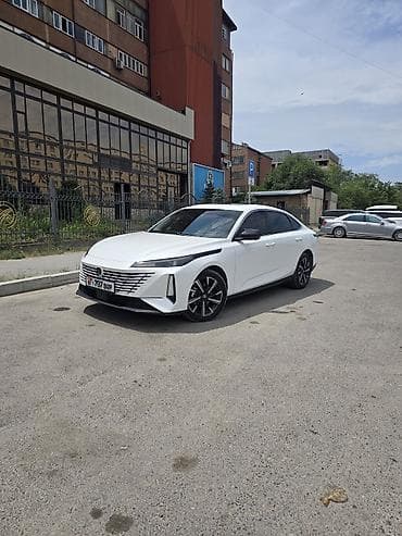 атего 823: Changan Eado: 2025 г., 1.5 л, Робот, Бензин, Седан — 1