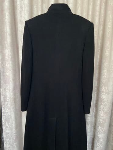 дордой женские куртки: Женское пальто, деми, кашемир, чёрное, пр-ва Италия, б/у, размер — 5