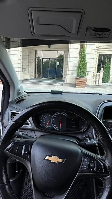 спарк 2: Chevrolet Spark: 2018 г., 1 л, Вариатор, Бензин, Хэтчбэк — 8