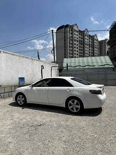 Транспорт: Toyota Camry: 2009 г., Гибрид, Седан — 3