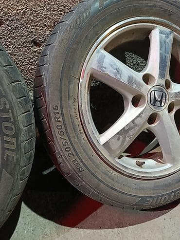 Транспорт: Дөңгөлөктөр монтажда 205 / 60 / R 16, Жай, Колдонулган, Комплект, Жеңил унаалар, Куйма, тешиктери - 5 — 2