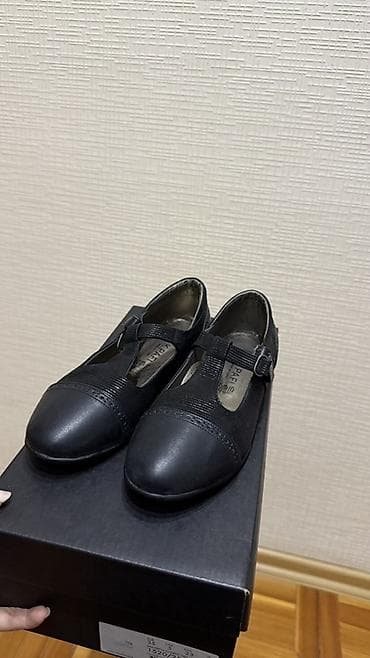 для школы: Школьная форма, цвет - Черный, Б/у — 4