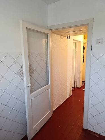 сдаю квартиру 5мкр: 1 комната, 33 м², Хрущевка, 5 этаж, Старый ремонт — 4