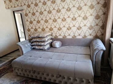 Шкафы: Раскладной диван, Б/у — 2