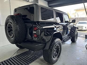 ско: Ford Bronco: 2023 г., 3 л, Типтроник, Бензин, Внедорожник — 3