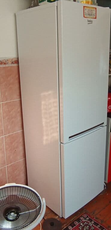 работа миксер: Холодильник Beko, Новый, Двухкамерный, De frost (капельный), 60 * 180 * 60 — 2
