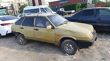 противотуманки ауди: Audi 80: 1987 г., 1.8 л, Механика, Бензин, Седан — 7