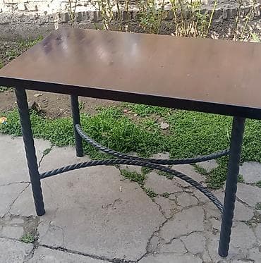 stol: Стол с массивной деревянной столешницей и кованым металлическим — 2