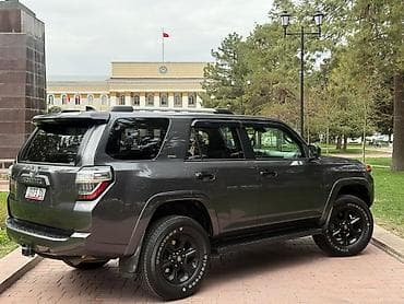 форраннер: Toyota 4Runner: 2020 г., 4 л, Автомат, Бензин, Внедорожник — 6