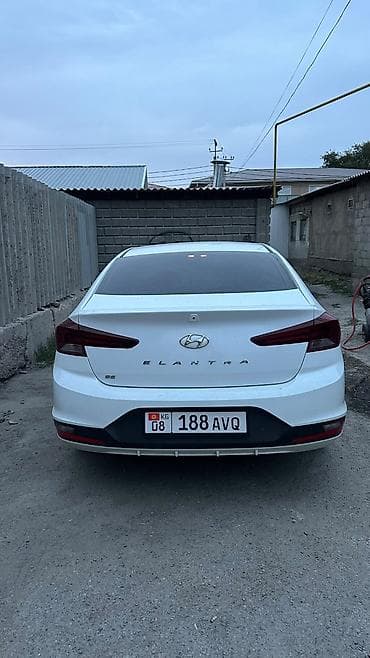 альфард 2009: Hyundai Elantra: 2019 г., 2 л, Автомат, Бензин, Седан — 10