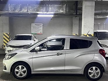красовер авто: Chevrolet Spark: 2017 г., 1 л, Вариатор, Бензин, Хэтчбэк — 3
