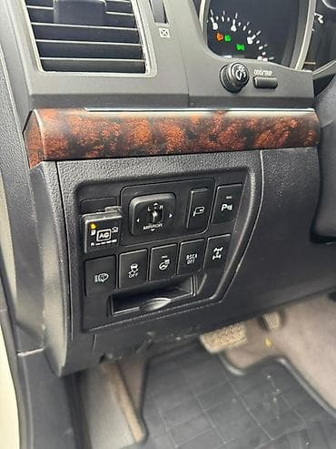 Транспорт: Toyota Land Cruiser: 2014 г., 4.6 л, Автомат, Бензин, Внедорожник — 7