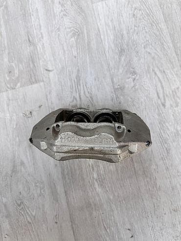 Передний левый суппорт Lexus 2015 г., Новый, Оригинал, Япония at lalafo.kg Передний левый суппорт Lexus 2015 г., Новый, Оригинал, Япония