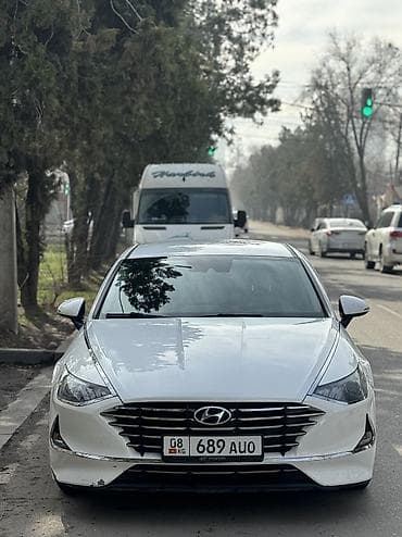 Hyundai Sonata: 2019 г., 2 л, Автомат, Газ, Седан
