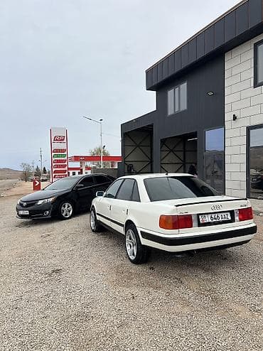 audi тт: Audi 100: 1991 г., 2 л, Кол менен иштөөчү, Бензин, Седан — 3