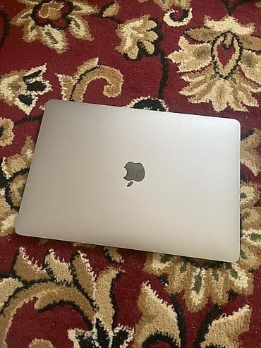 apple macbook pro 13: MacBook Air 13", серебристый. Характеристики по фото: - Чип Apple M1 — 1