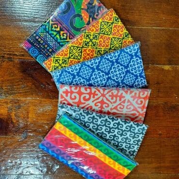 ручной пакет: Подарочный набор В подарочный набор входит шарф из натурального шелка — 2