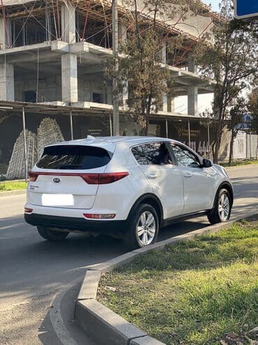 Kia Sportage: 2017 г., 2.4 л, Автомат, Бензин, Кроссовер