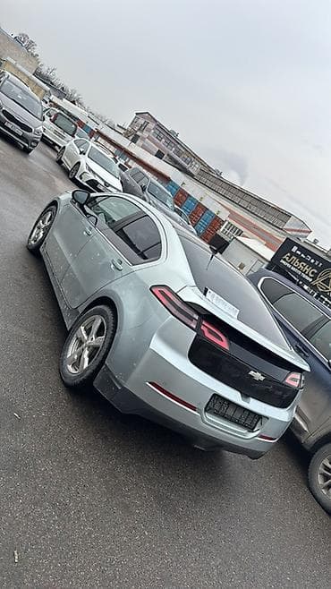 Продажа авто: Chevrolet Volt: 2011 г., 1.4 л, Автомат, Гибрид, Хэтчбэк — 2