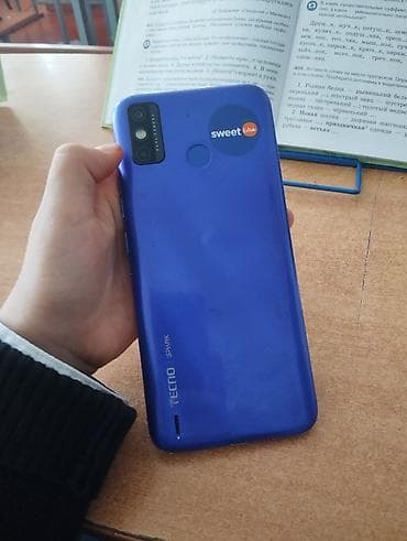 чехол j5: Tecno Spark Go, Б/у, 32 ГБ, цвет - Синий, 2 SIM — 1
