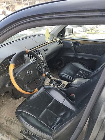 мерседес 210 механика: Mercedes-Benz E-Class: 1999 г., 2.4 л, Механика, Бензин, Седан — 5