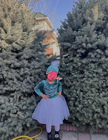 кыргызски секс: Национальный костюм, Женский — 1