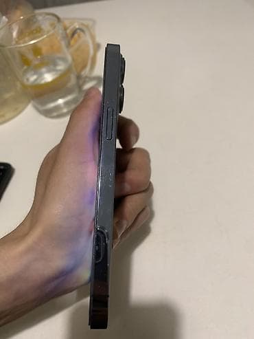 продать айфон 12 про: IPhone 13 Pro, Б/у, 256 ГБ, Sierra Blue, Чехол, 100 % — 5