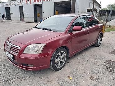 Toyota Avensis: 2004 г., 1.8 л, Механика, Бензин, Седан