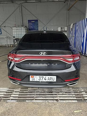 mersedes e 210: Hyundai Grandeur: 2022 г., Седан — 4